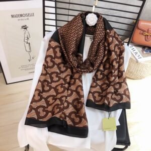 Burberry-Silk-Scarf-90-180cm-E20-7_1060986.jpg